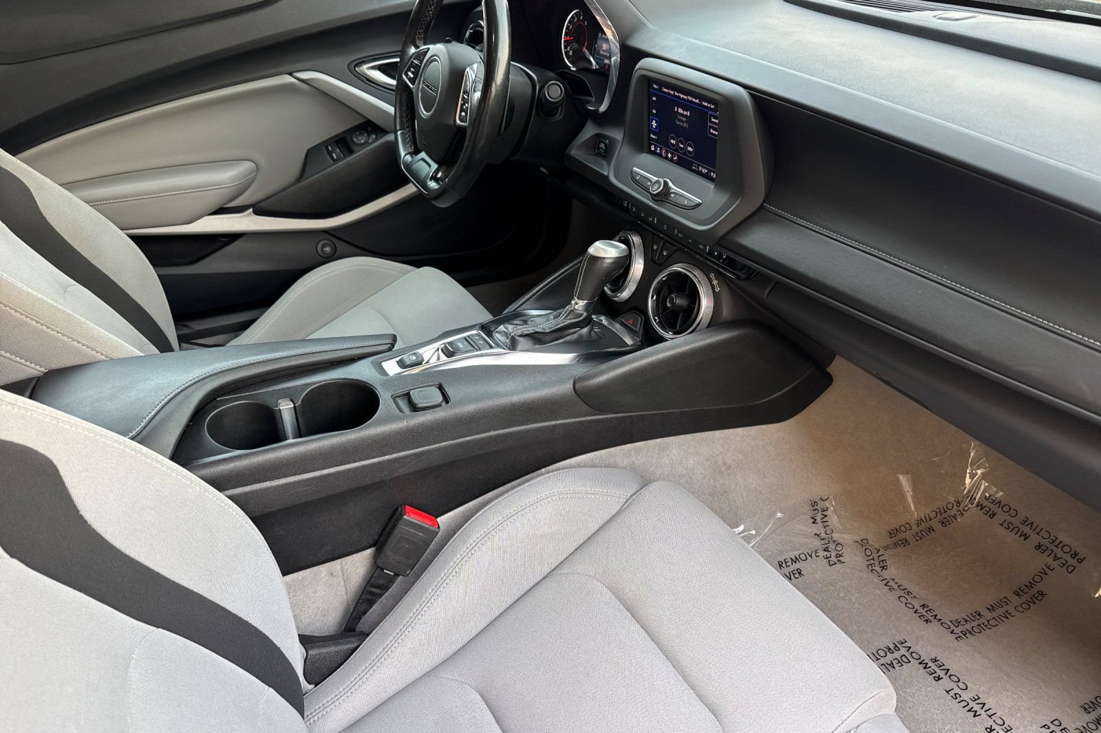 Used 2023 Chevrolet Camaro LT RWD image 19