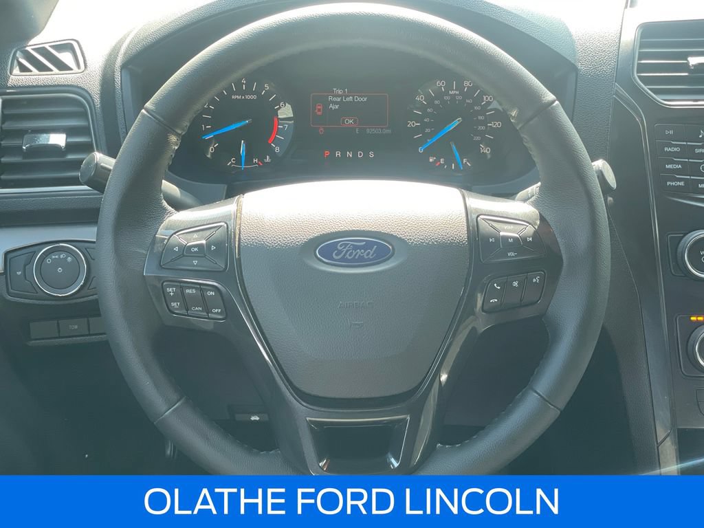 Certified 2018 Ford Explorer XLT AWD/4WD image 16