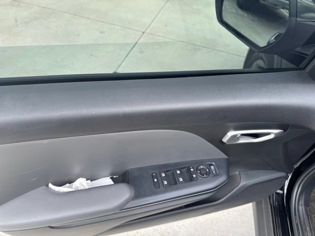 Used 2025 Kia K4 FWD image 33