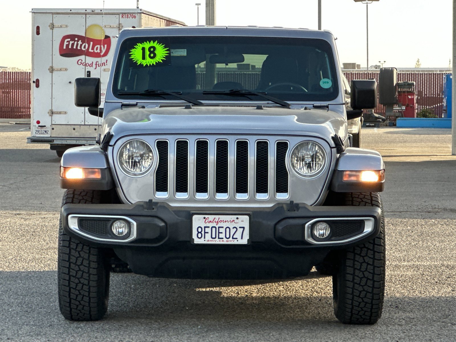 Used 2018 Jeep Wrangler Unlimited Sahara w/ Safety Group image 9