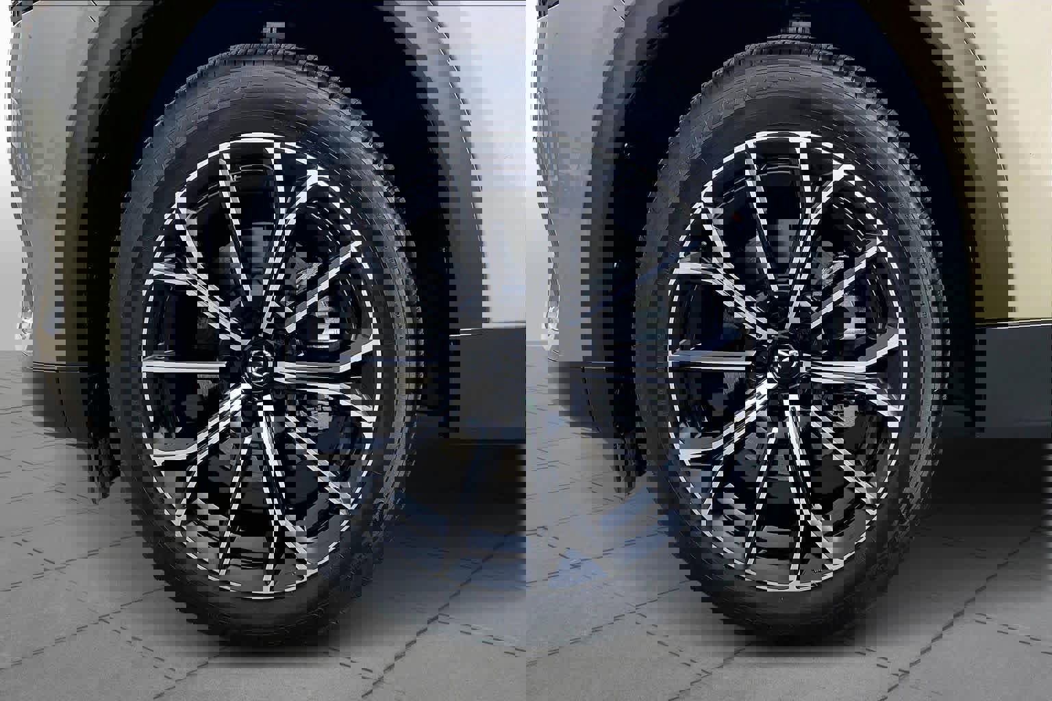 Used 2025 MAZDA CX-70 Plug-In Hybrid w/ Premium Plus image 10