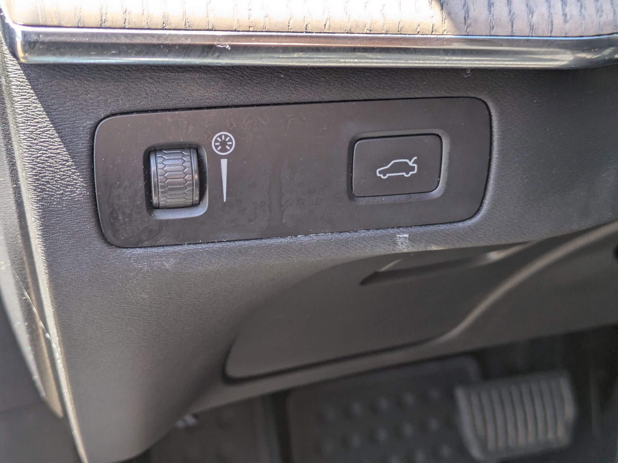 Used 2022 Volvo XC90 T6 Inscription w/ Advanced Package image 15