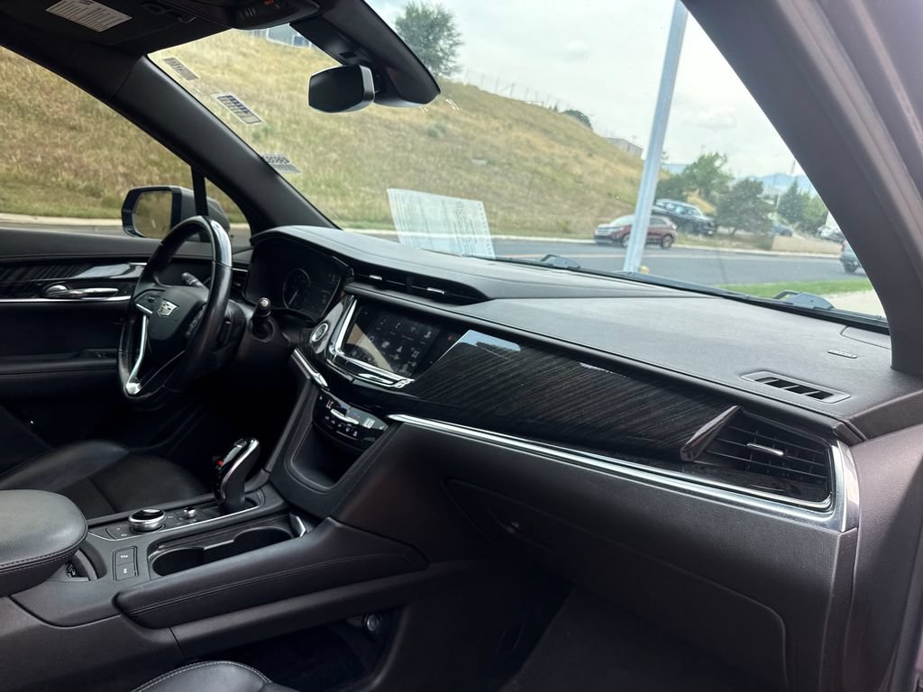 Used 2022 Cadillac XT6 Premium Luxury AWD/4WD image 31