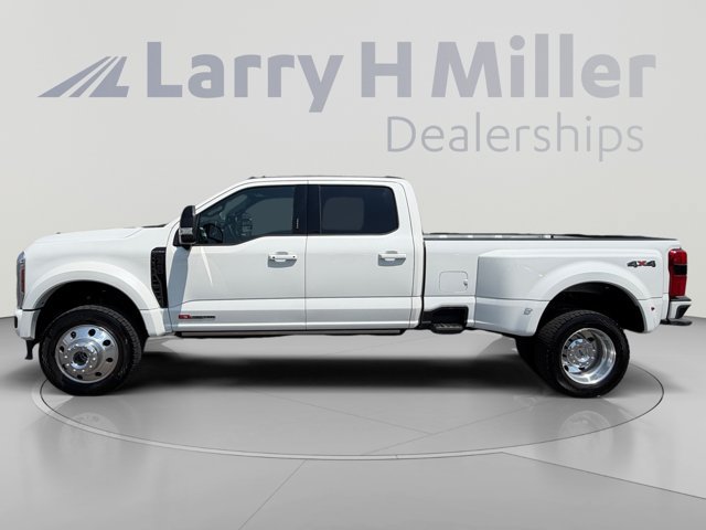 Certified 2026 Ford F450 Platinum AWD/4WD image 2
