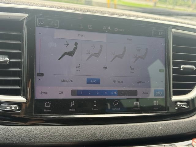 Used 2024 Chrysler Pacifica Touring-L FWD image 27