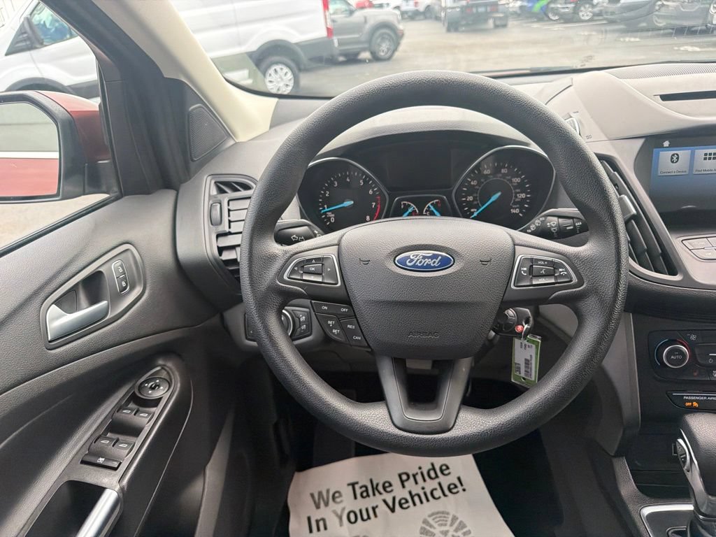 Certified 2018 Ford Escape SE w/ SE Sync 3 Package FWD image 18