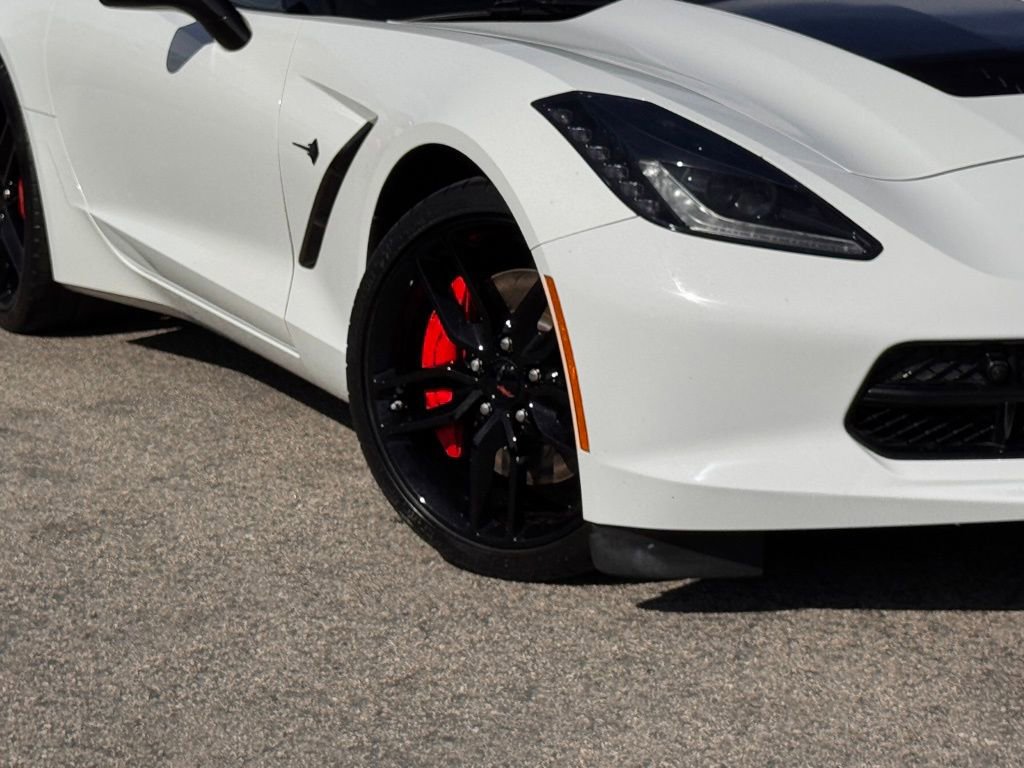 Used 2017 Chevrolet Corvette Stingray Coupe image 4