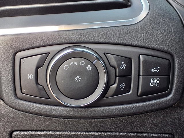 Certified 2023 Ford Edge ST w/ Equipment Group 401A image 21