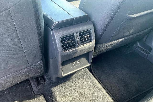 Used 2024 Nissan Rogue SV AWD/4WD image 33
