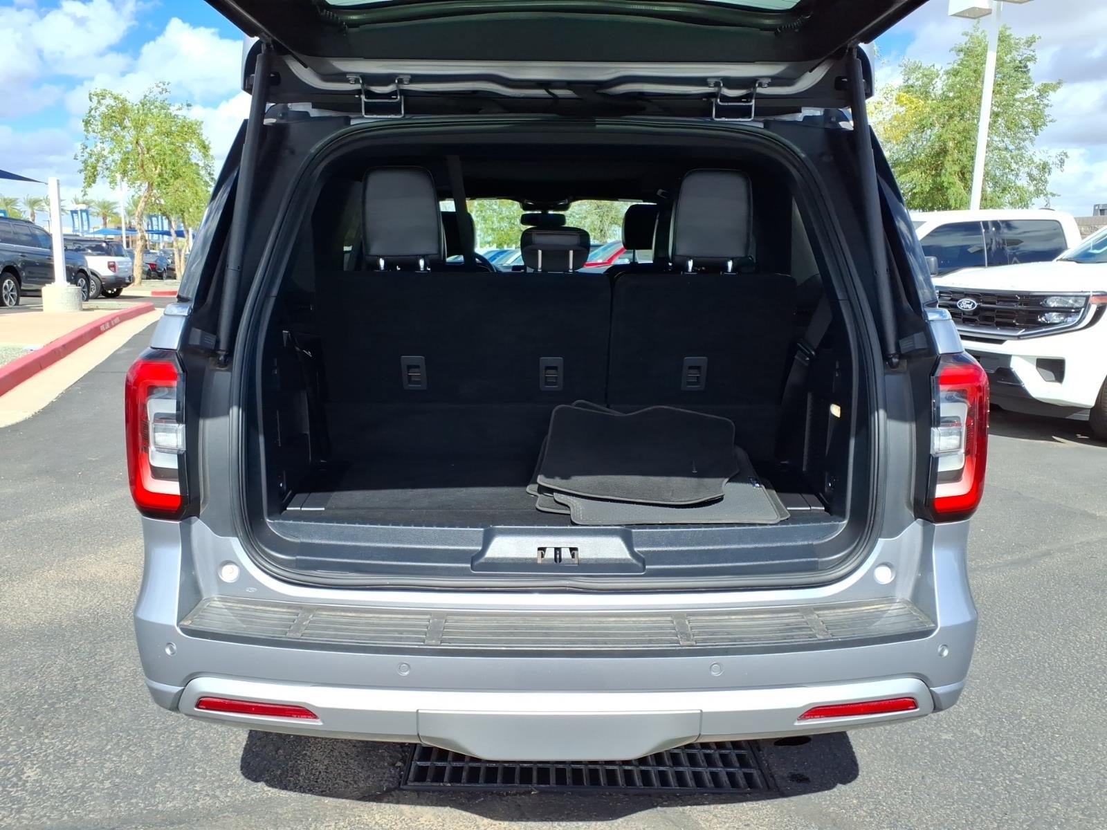 Certified 2024 Ford Expedition Platinum AWD/4WD image 17