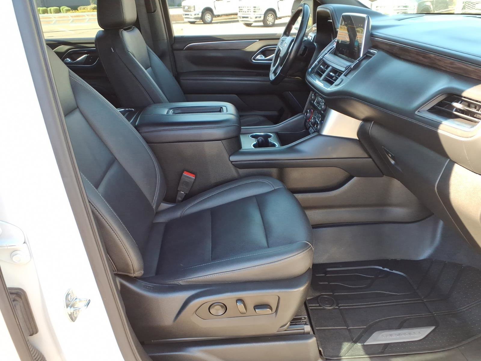 Used 2022 Chevrolet Tahoe LT w/ Luxury Package image 11