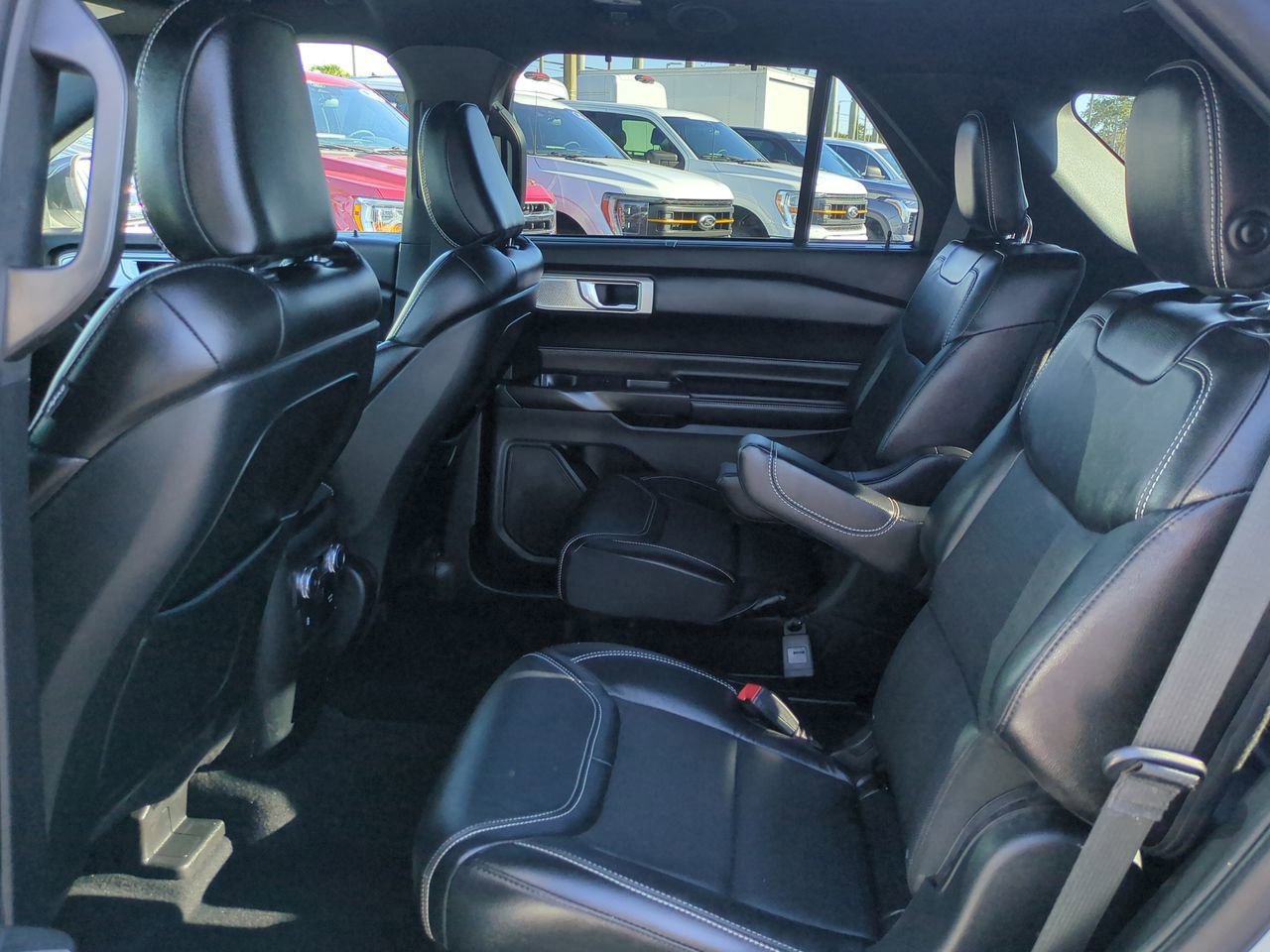 Certified 2020 Ford Explorer ST w/ ST Street Pack image 14