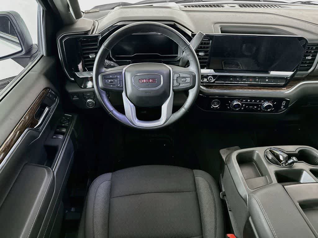 Used 2024 GMC Sierra 1500 Elevation AWD/4WD image 10