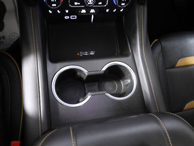 Used 2022 GMC Yukon XL AT4 w/ Technology Package image 18