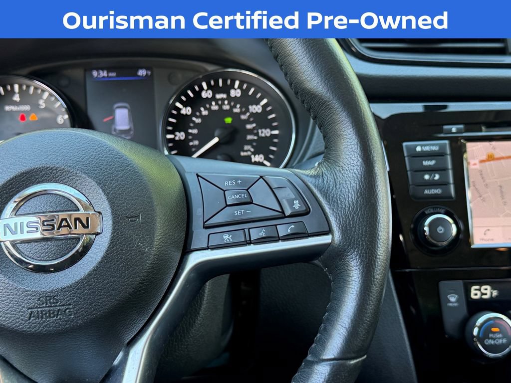 Used 2018 Nissan Rogue SV w/ Premium Package AWD/4WD image 29