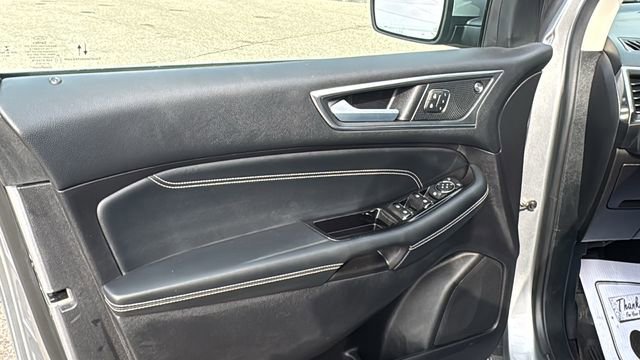 Certified 2020 Ford Edge Titanium image 11