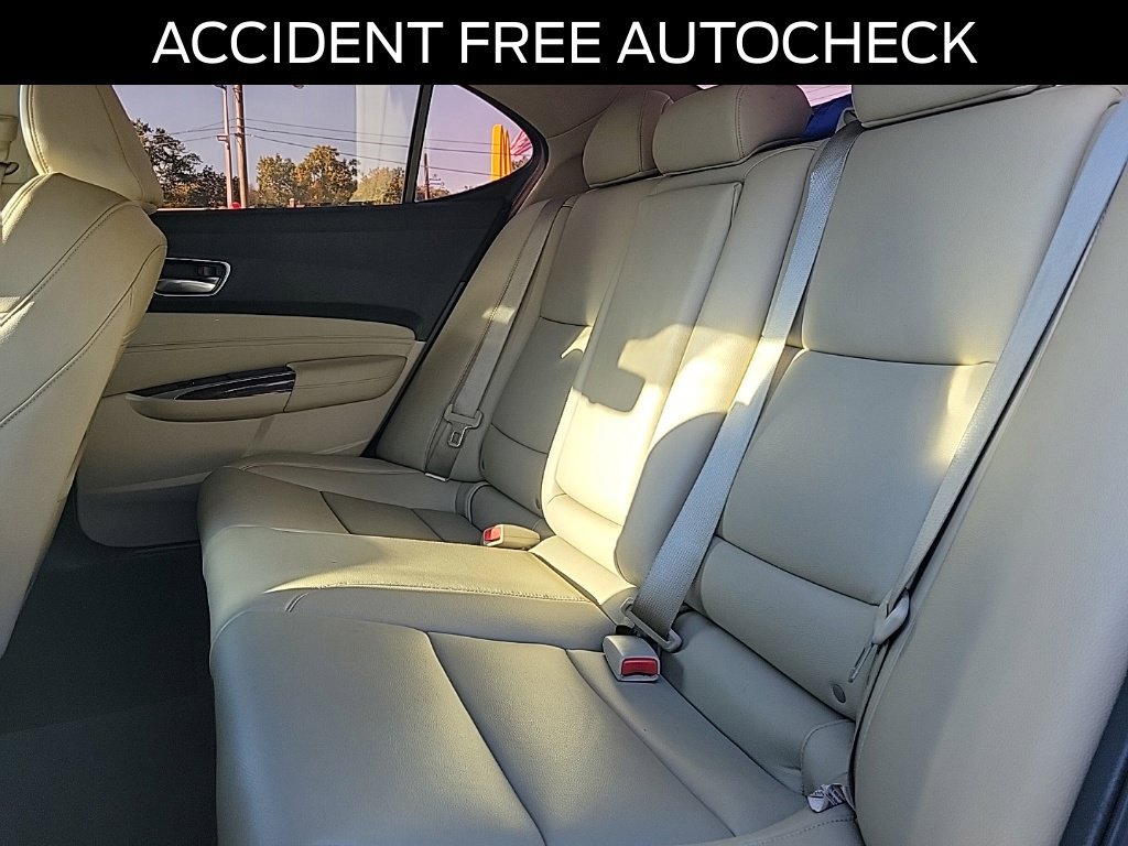 Used 2018 Acura TLX FWD image 11
