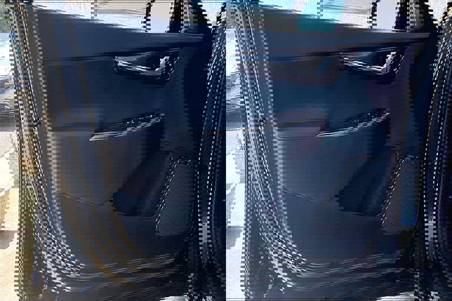 Used 2022 Kia EV6 Wind w/ Wind Technology Package AWD/4WD image 20