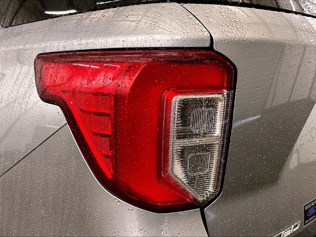 Certified 2023 Ford Explorer Limited AWD/4WD image 29
