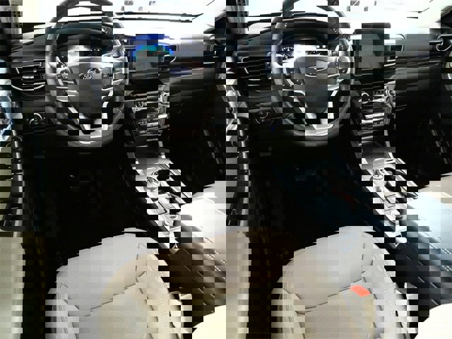 Certified 2023 Ford Explorer Limited w/ Equipment Group 301A image 4