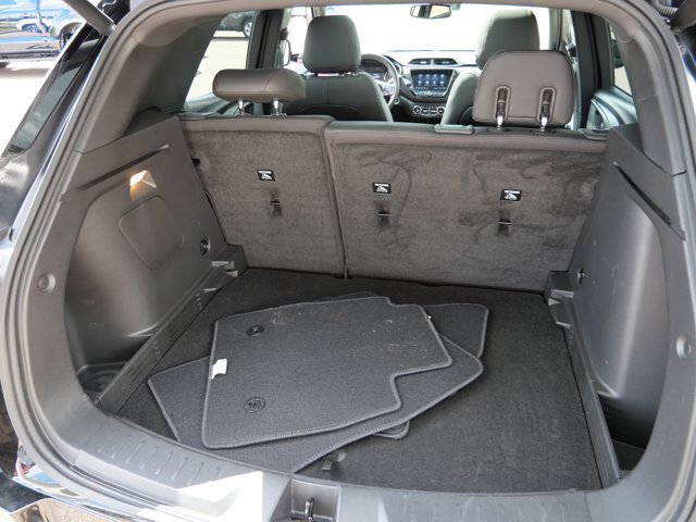 Used 2022 Chevrolet TrailBlazer RS w/ Sun and Liftgate Package AWD/4WD image 10