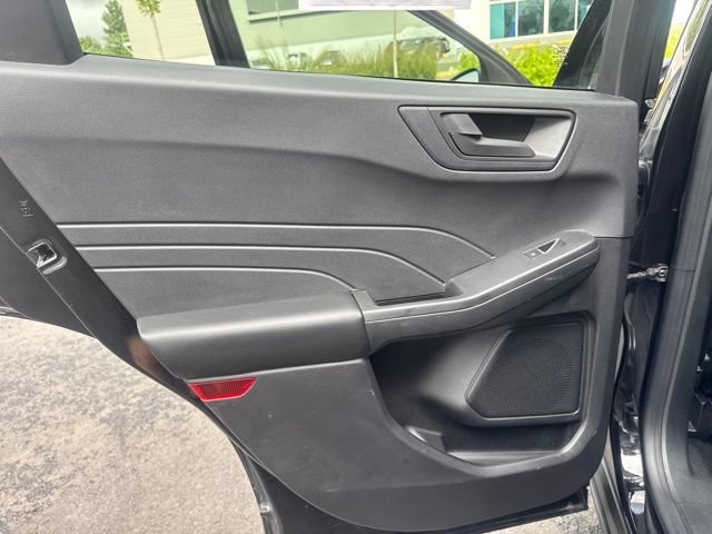 Certified 2022 Ford Escape SE AWD/4WD image 23