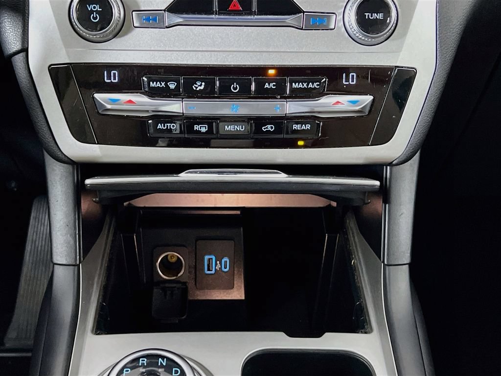 Certified 2021 Ford Explorer 4WD image 17