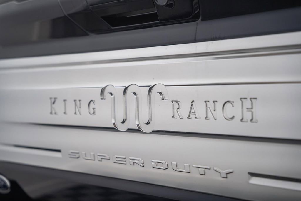 Certified 2025 Ford F250 King Ranch AWD/4WD image 9