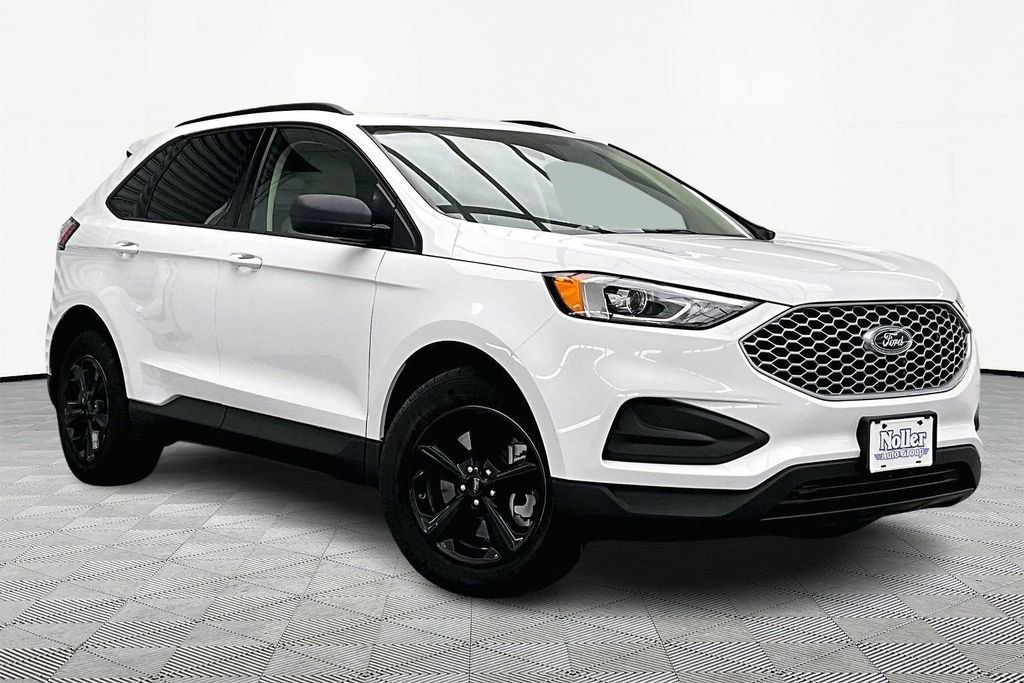 Certified 2024 Ford Edge SE image 5