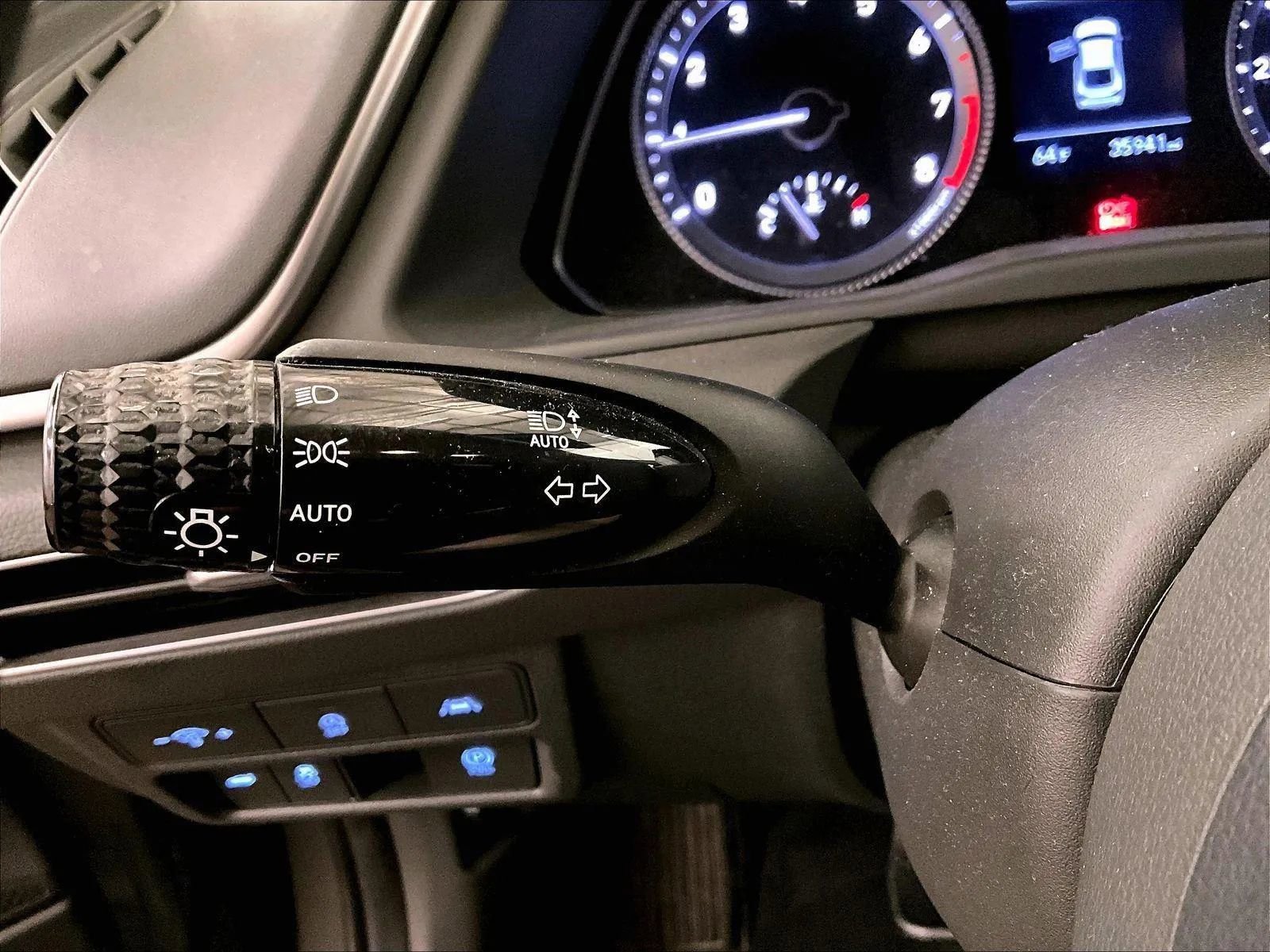 Used 2023 Hyundai Sonata SE FWD image 30