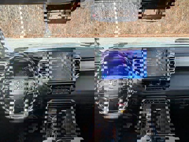 Used 2024 Toyota Tundra Limited image 30