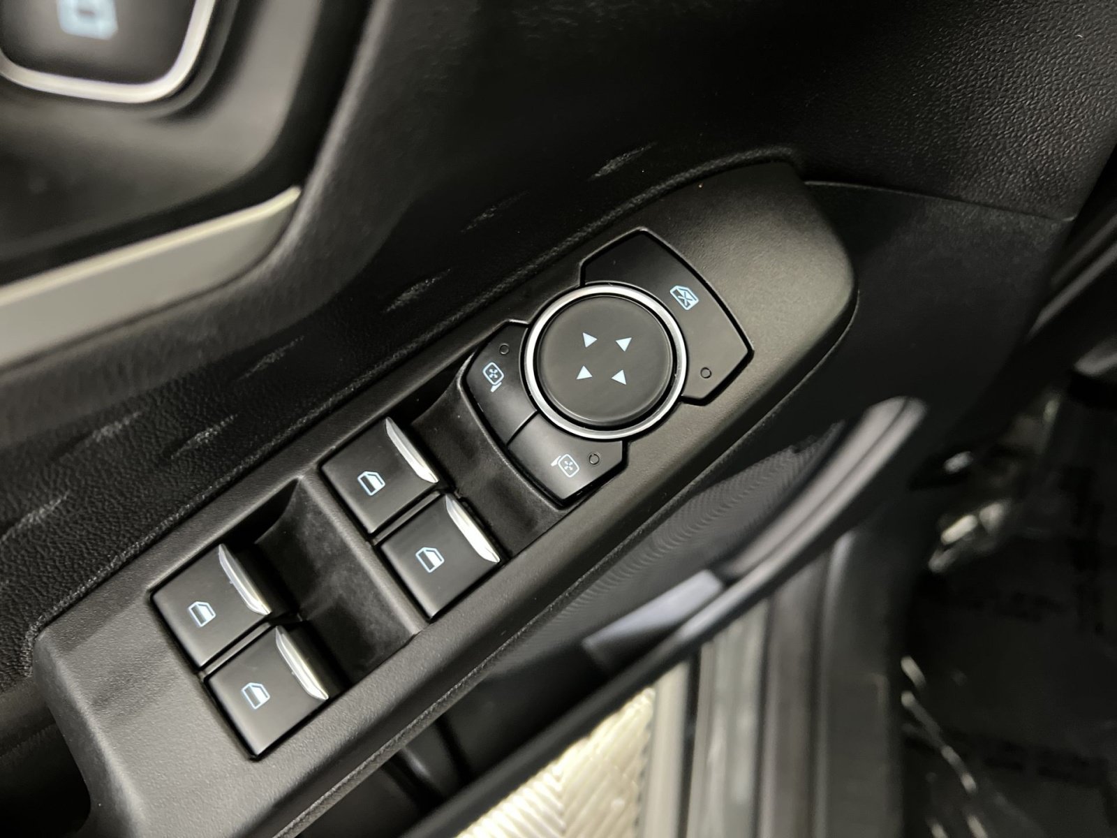 Certified 2020 Ford Escape SE Sport FWD image 15