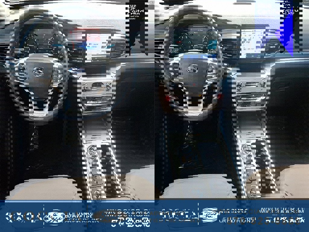 Certified 2022 Ford Explorer XLT w/ Equipment Group 202A image 12
