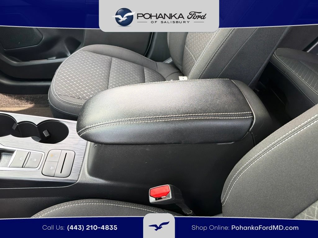 Certified 2025 Ford Escape Active FWD image 13