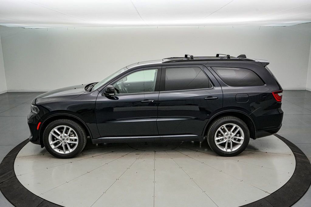 Used 2024 Dodge Durango GT image 2