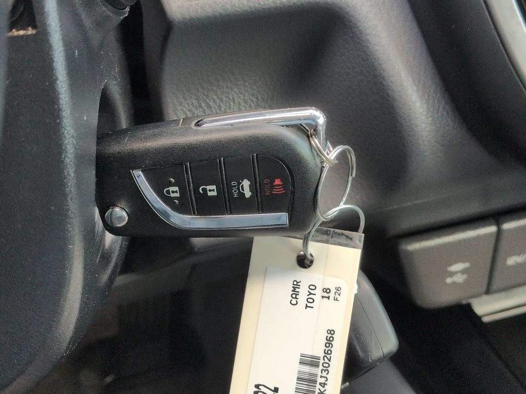 Used 2018 Toyota Camry SE FWD image 15