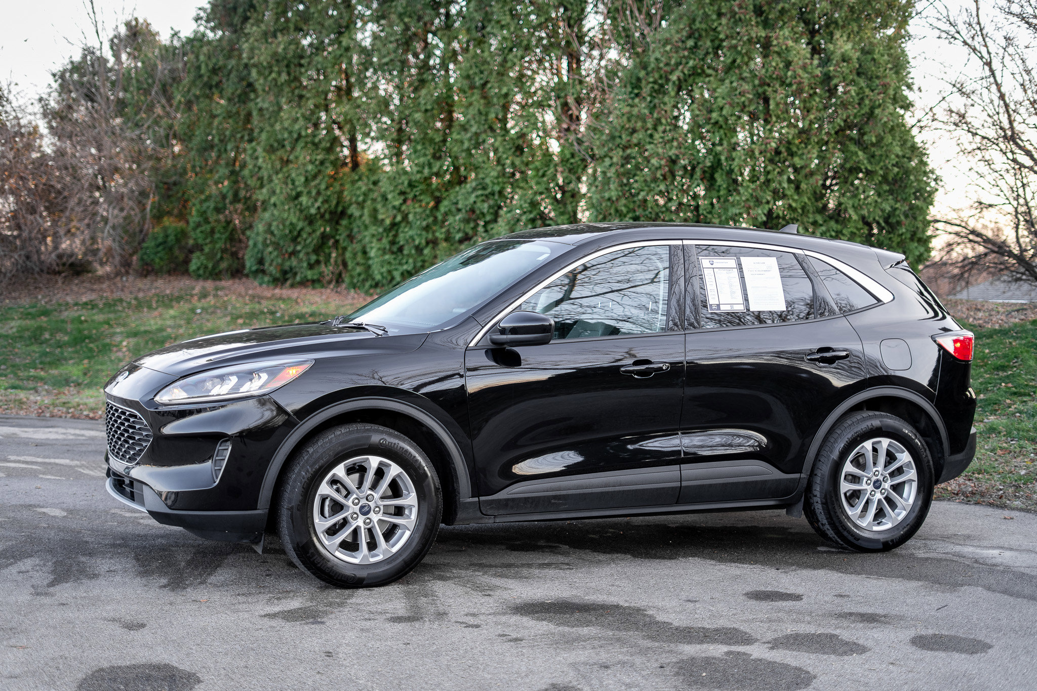 Certified 2022 Ford Escape SE w/ Cold Weather Package image 8