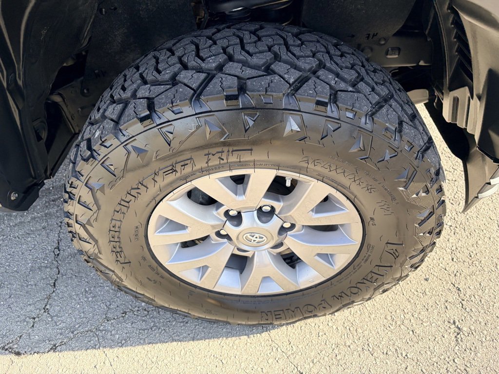 Used 2019 Toyota Tacoma SR5 image 29