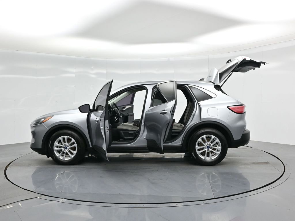 Certified 2022 Ford Escape SE image 57