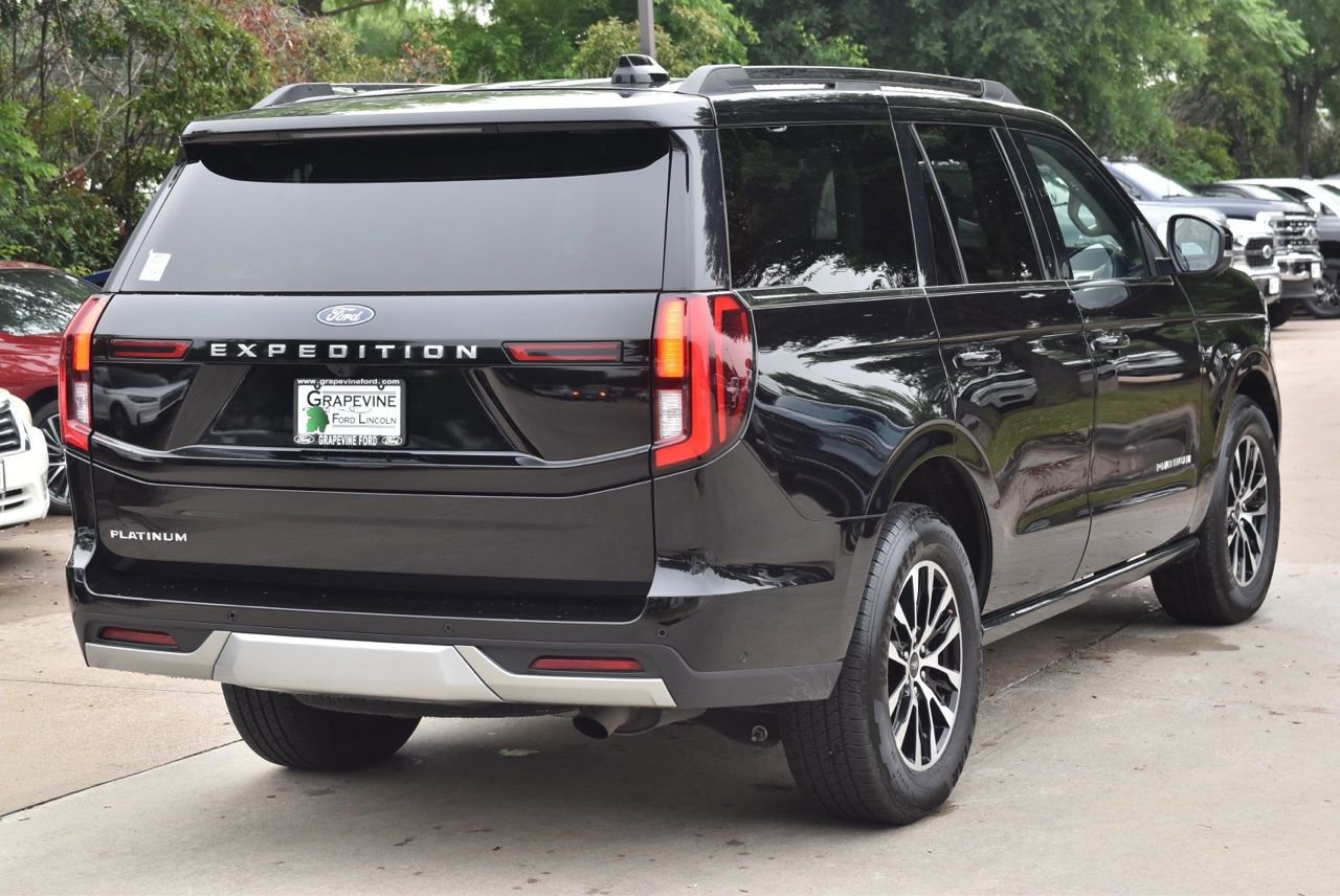 Certified 2025 Ford Expedition Platinum AWD/4WD image 9