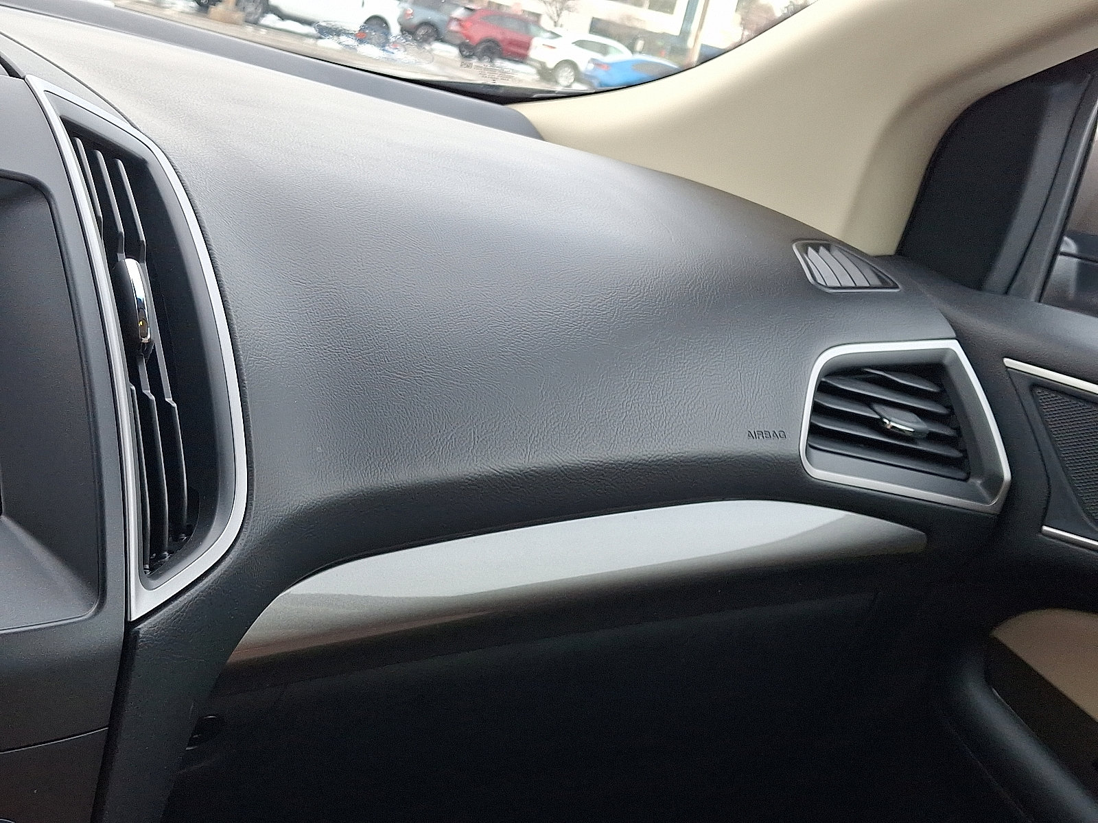 Certified 2019 Ford Edge SEL w/ Equipment Group 201A image 26