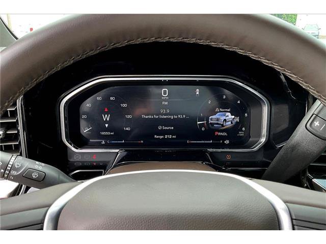 Used 2026 GMC Sierra 1500 SLT AWD/4WD image 16