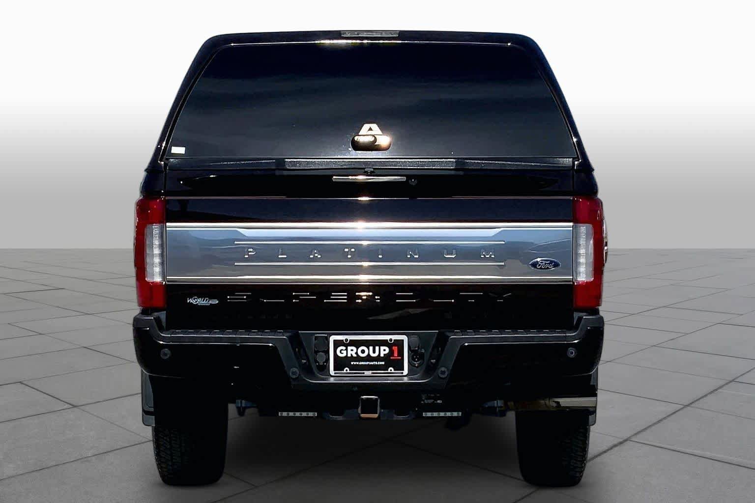 Certified 2019 Ford F250 Platinum w/ Platinum Ultimate Package AWD/4WD image 5