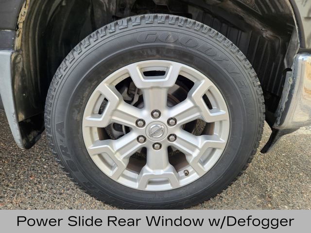 Used 2019 Nissan Titan SV w/ SV Convenience Package image 21