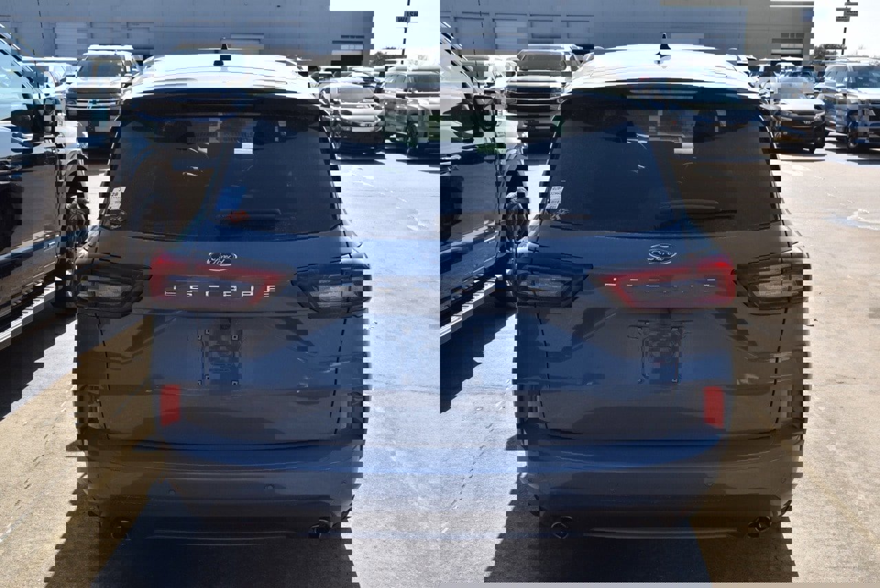 Certified 2024 Ford Escape ST-Line w/ Tech Pack #1 image 4