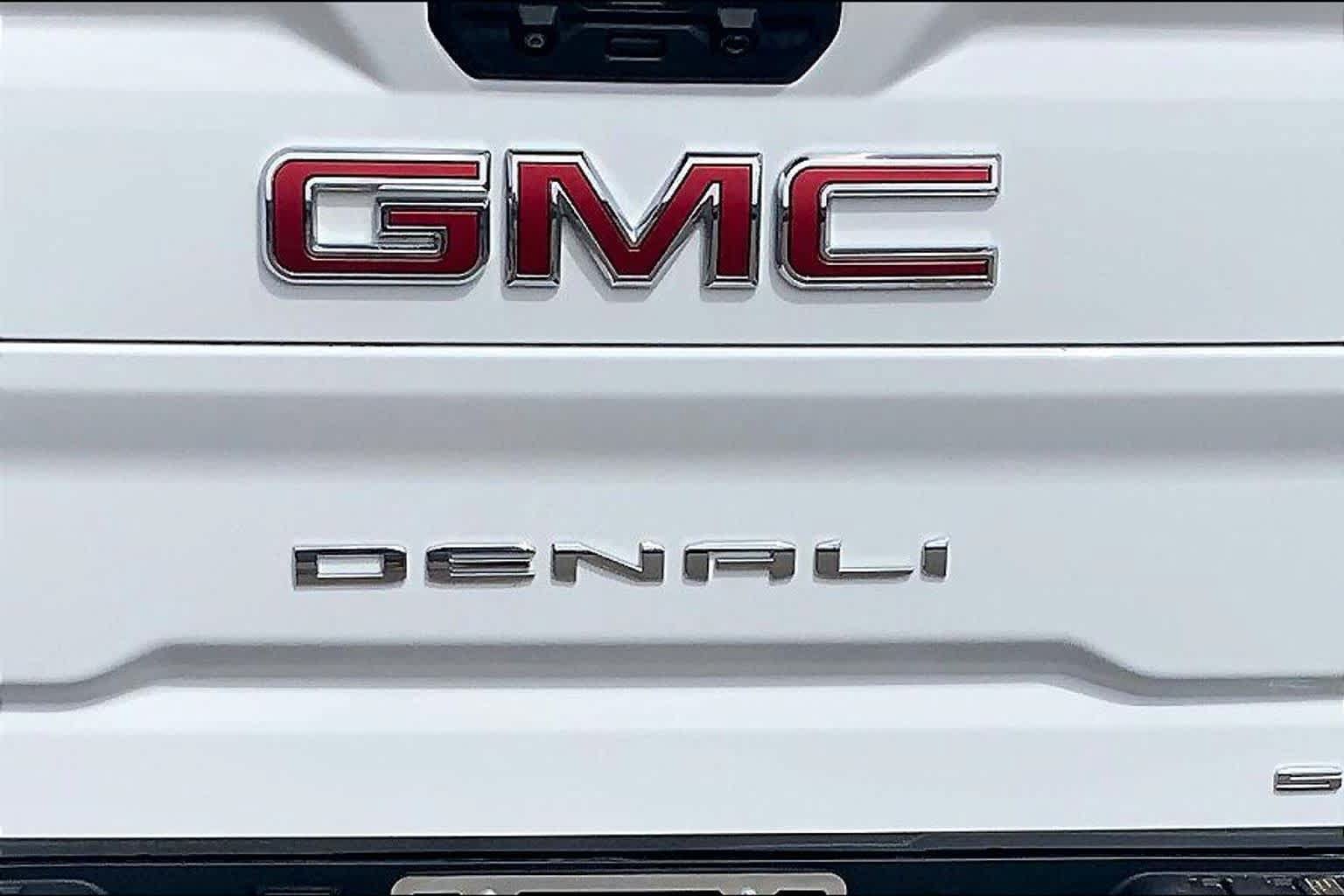 Used 2022 GMC Sierra 2500 Denali w/ Denali Ultimate Package AWD/4WD image 30