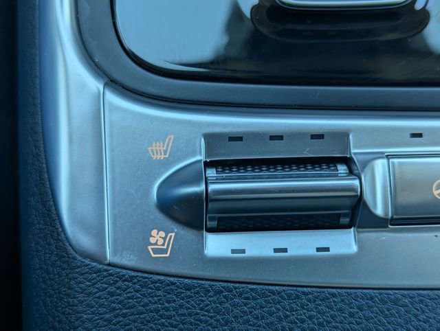 Used 2026 Kia Carnival SX Prestige image 27