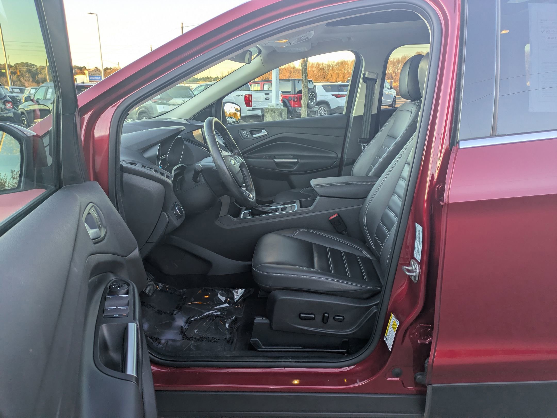 Certified 2019 Ford Escape SEL image 15