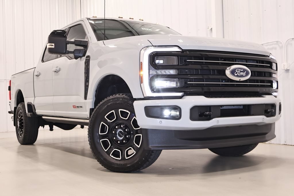 Certified 2025 Ford F350 4x4 Crew Cab Super Duty image 48