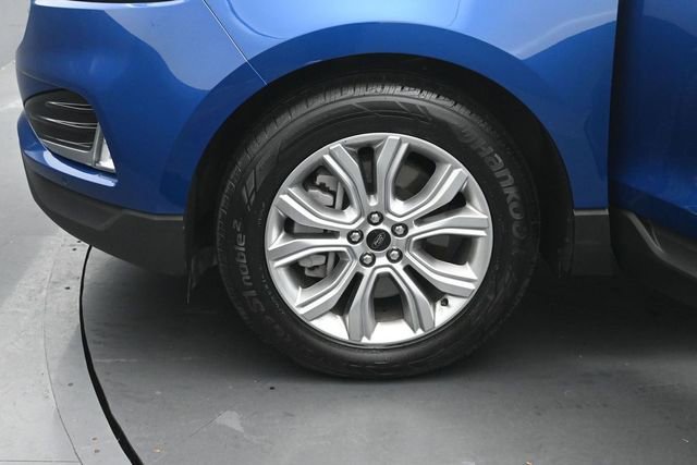 Certified 2024 Ford Edge Titanium w/ Equipment Group 301A AWD/4WD image 33